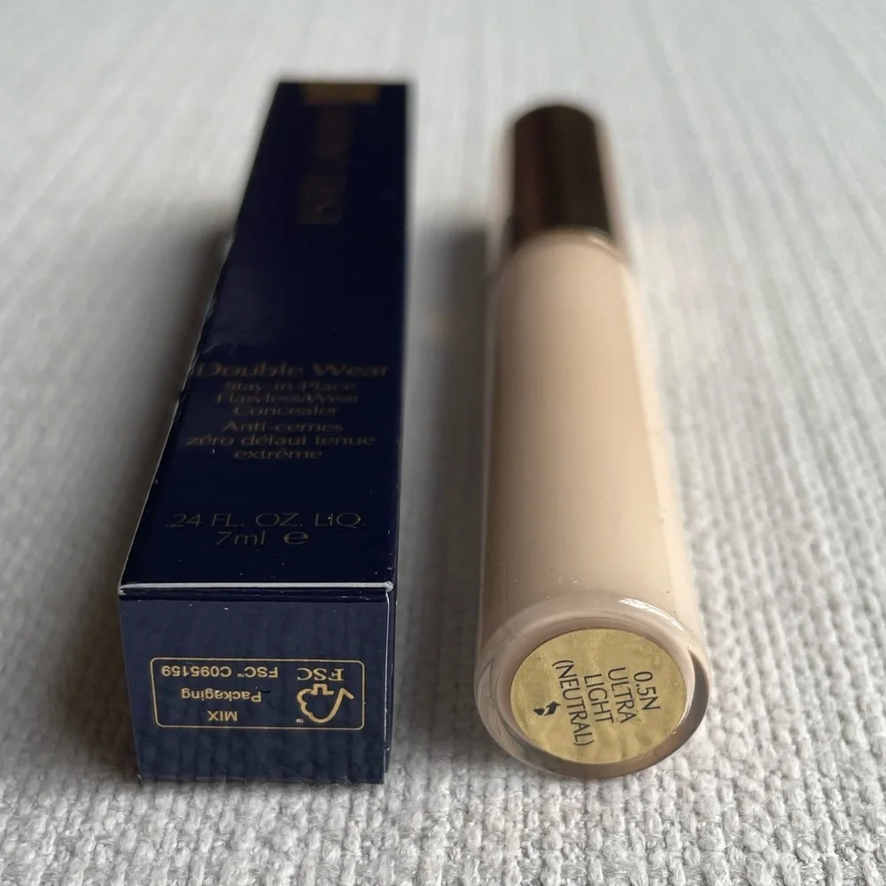 Estee Lauder Double Wear flawless wear Concealer - 0.5N ultra light neutral